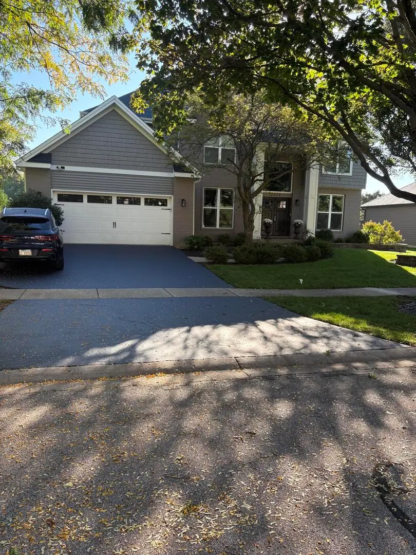 2559 W Walnut Avenue, Geneva, IL 60134 - #1