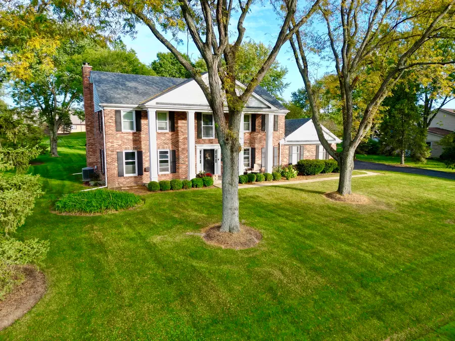 1042 Terre Drive, Libertyville, IL 60048 - #3
