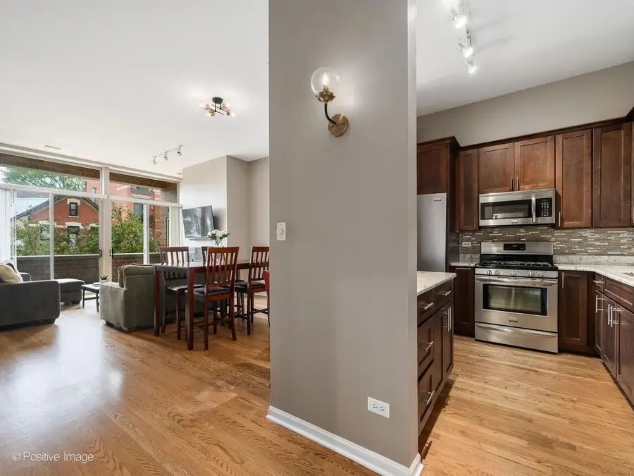 1350 W Fullerton Avenue #210, Chicago, IL 60614 - #3