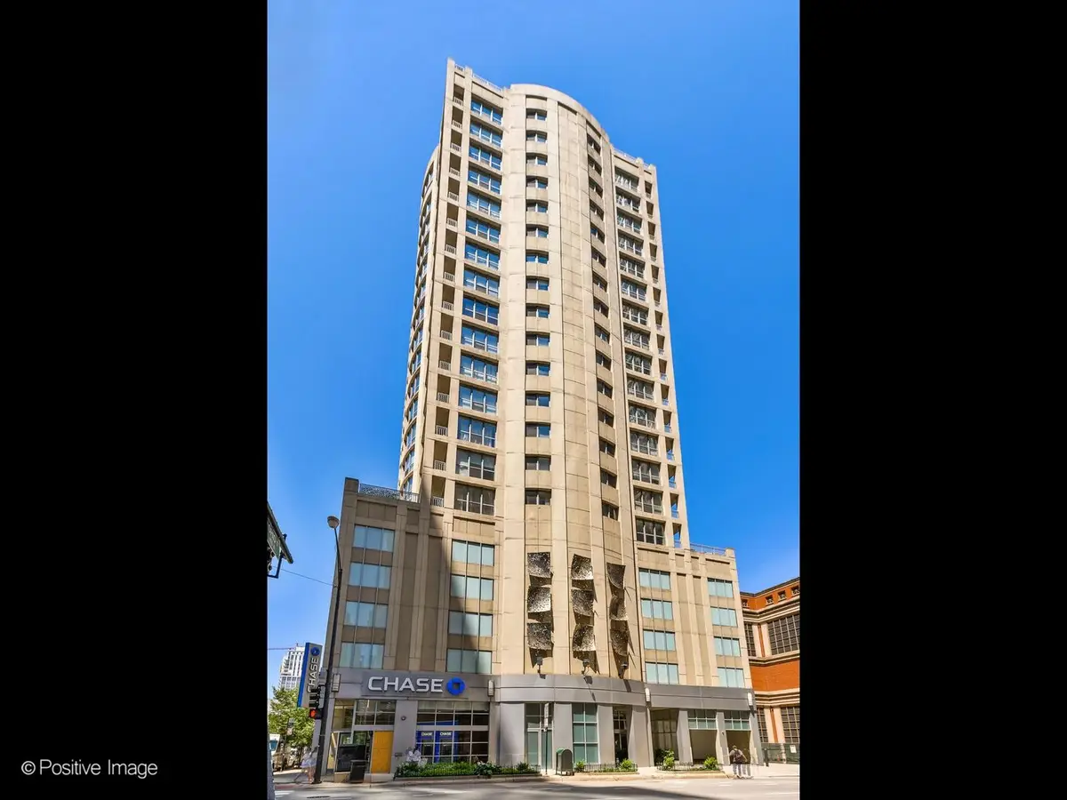 600 N Dearborn Street #905, Chicago, IL 60654 - #1