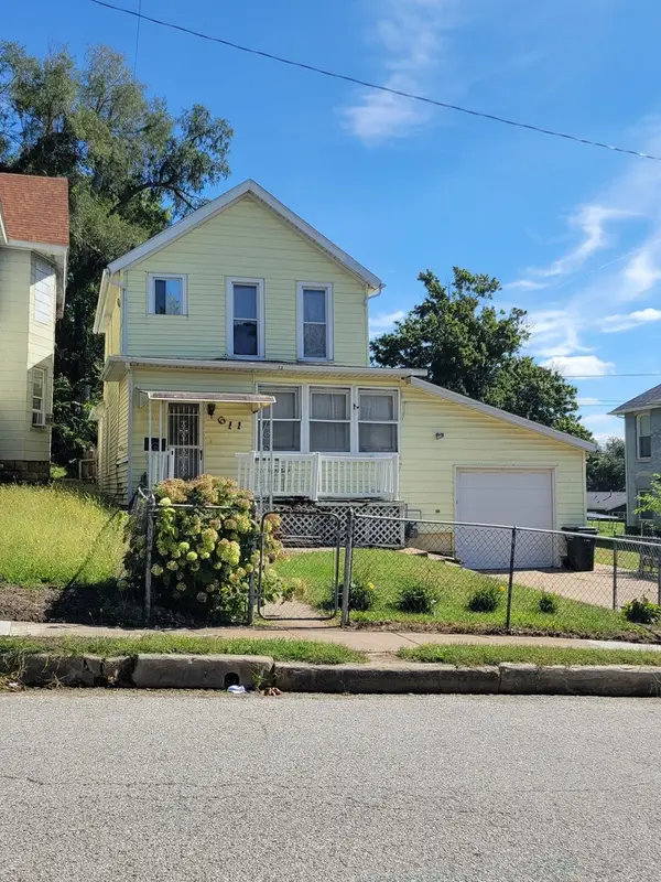 611 Farnam Street, Davenport, IA 50803