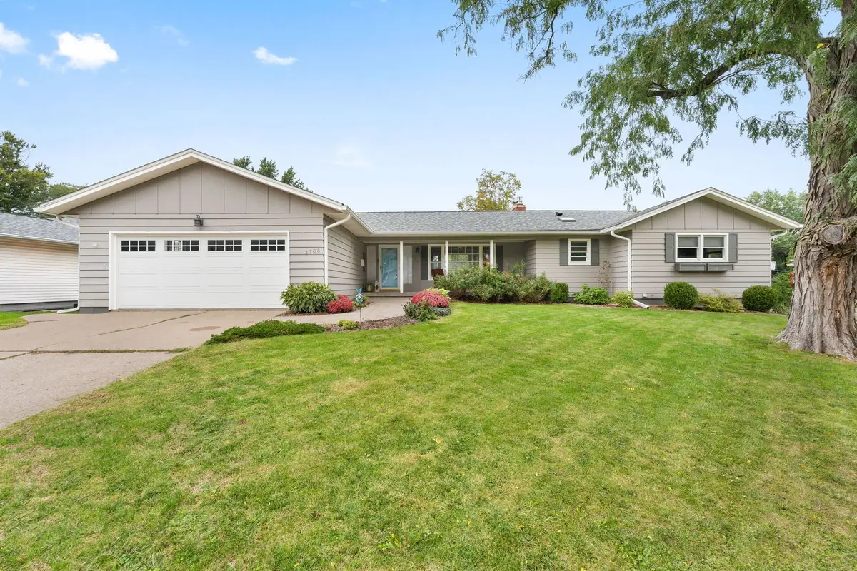 2708 E Hayes Street, Davenport, IA 52803 - #1