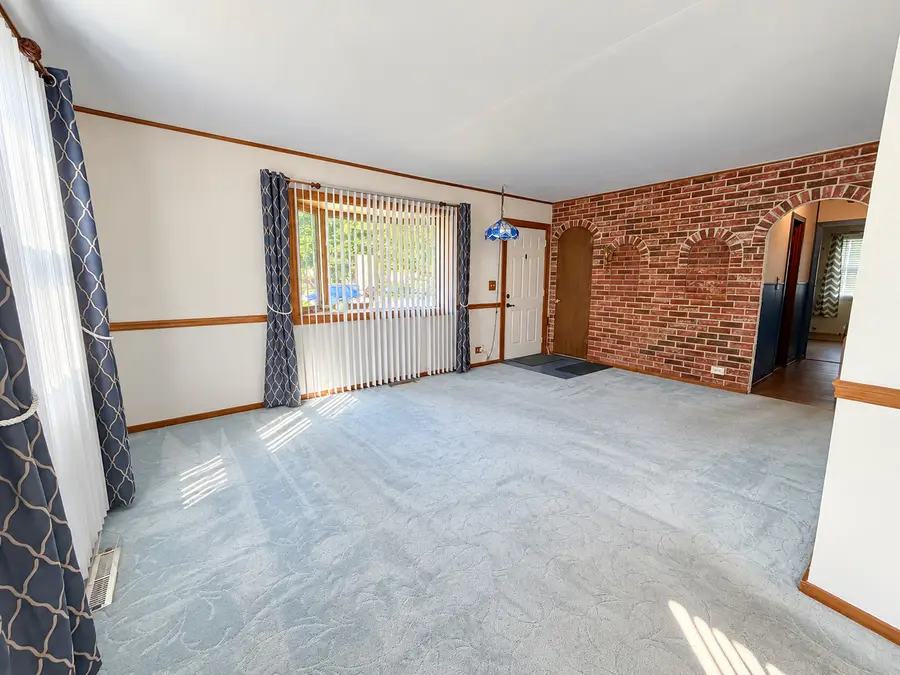 4225 Gunderson Avenue, Stickney, IL 60402 - #3