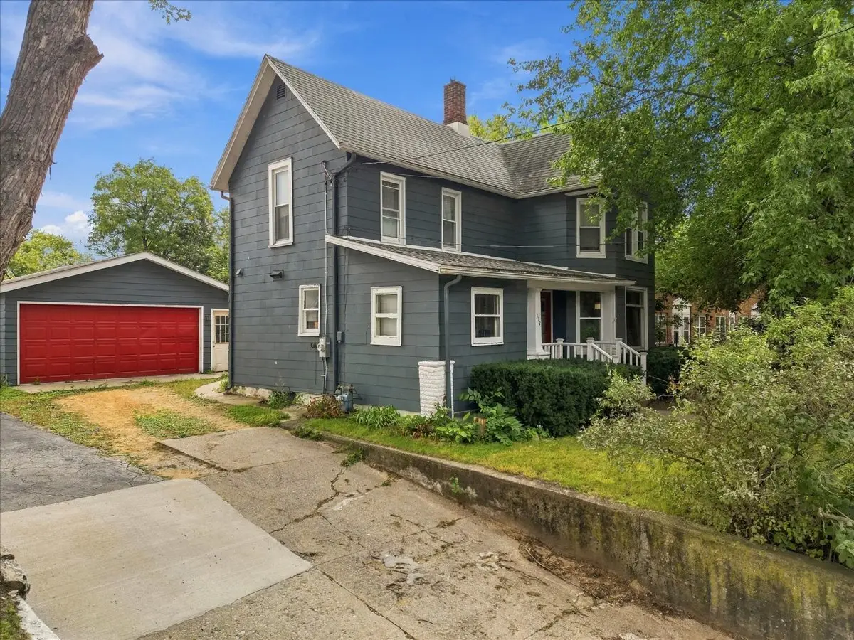 312 S Dement Avenue, Dixon, IL 61021 - #1