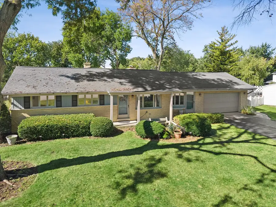 1660 N Highland Avenue, Arlington Heights, IL 60004 - #2