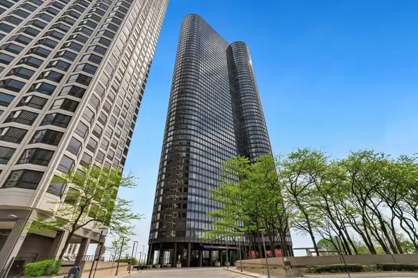 155 N Harbor Drive #4913, Chicago, IL 60601