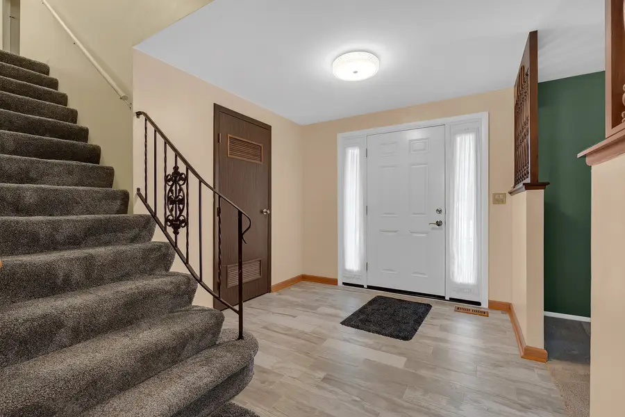 864 Pinehurst Lane, Schaumburg, IL 60193 - #3