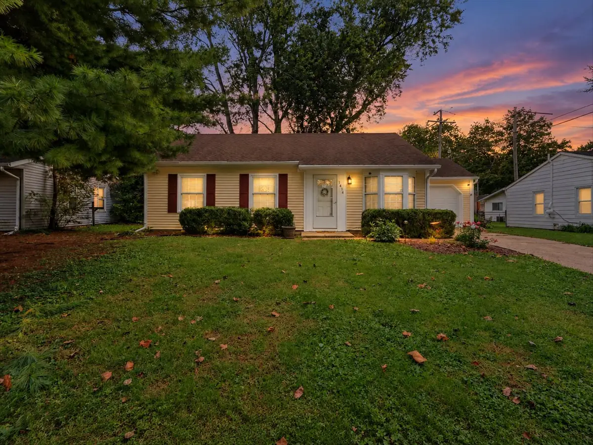 1414 Scottsdale Drive, Champaign, IL 61821 - #1