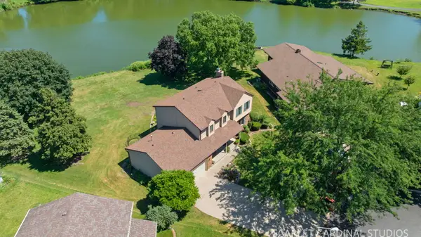36 Crofton Court, Oswego, IL 60543