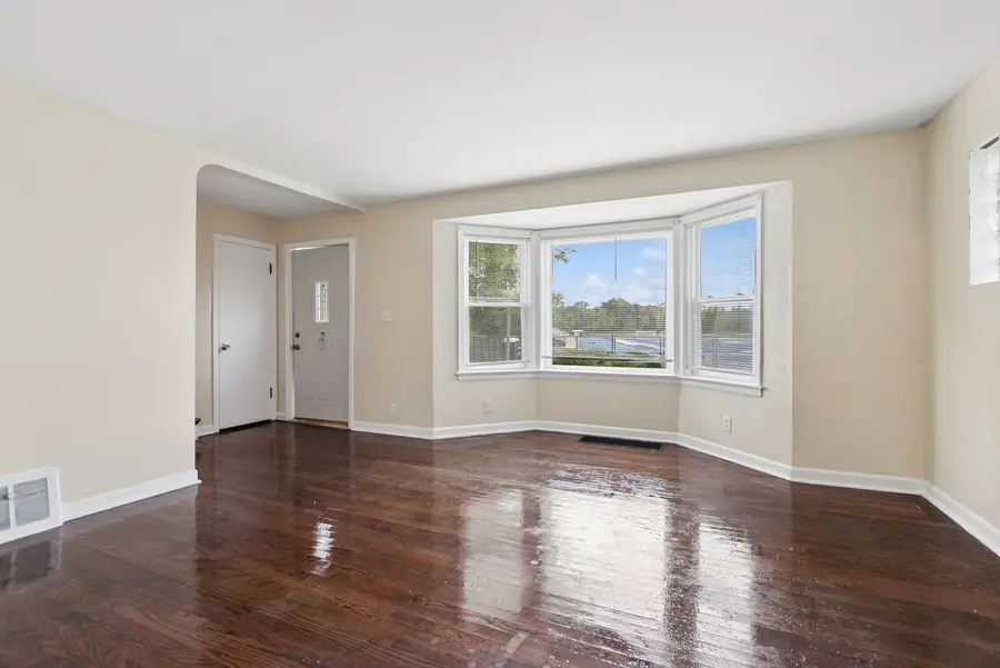 49 Parkside Avenue, Chicago Heights, IL 60411 - #3