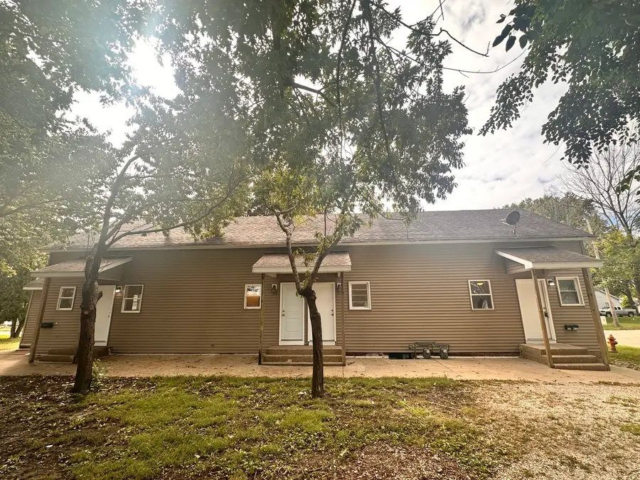 901 N Wasson Street, Streator, IL 61364 - #2