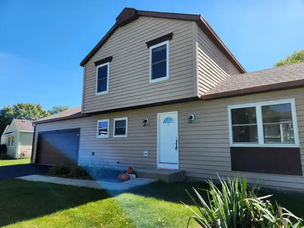 1440 Carleton Avenue, Naperville, IL 60565