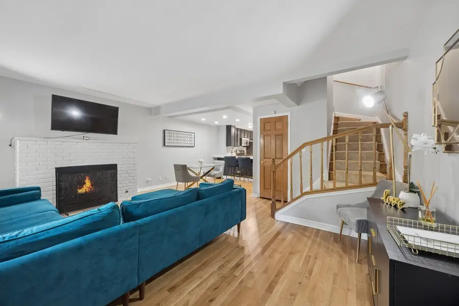 245 S Oak Park Avenue #C, Oak Park, IL 60302 - #2