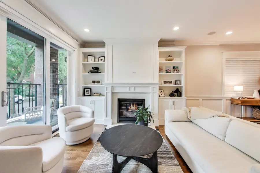 2725 N Wayne Avenue #1, Chicago, IL 60614 - #3