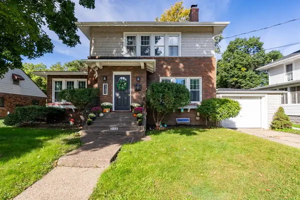 332 Forest Road, Davenport, IA 52803