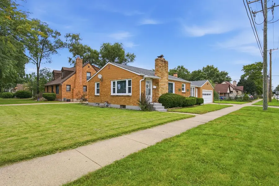 1270 Van Street, Elgin, IL 60123 - #2