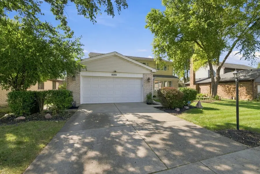 9360 Margail Avenue, Des Plaines, IL 60016 - #3