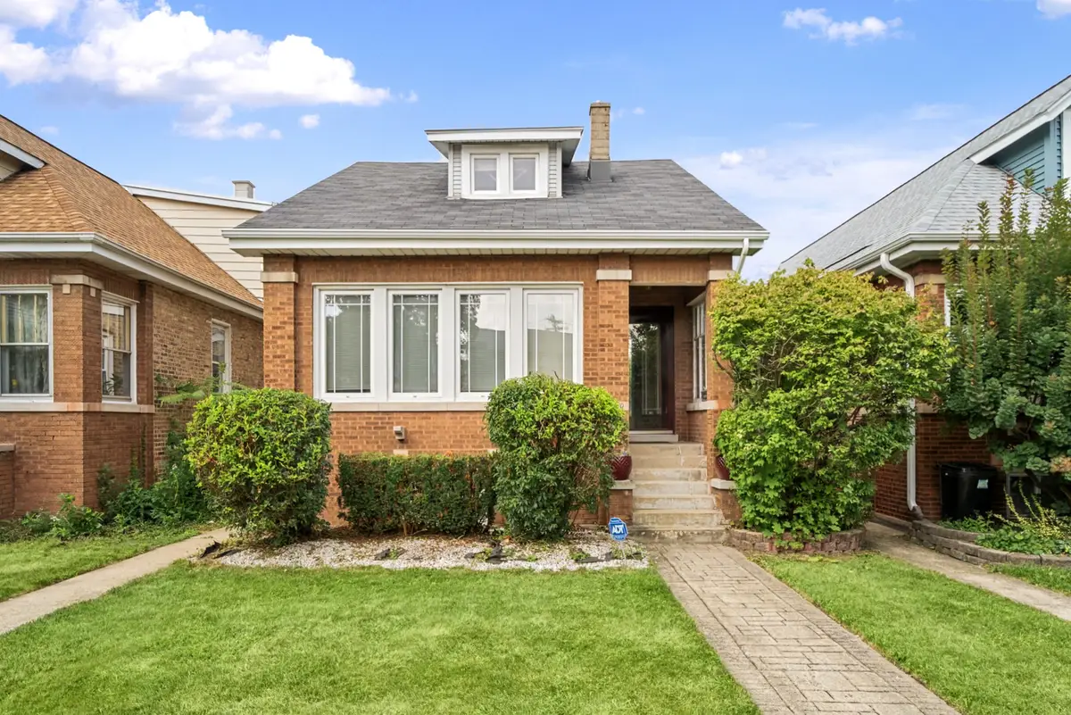 5650 N Mason Avenue, Chicago, IL 60646 - #1