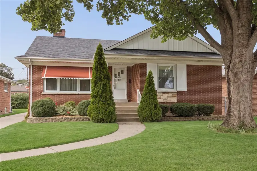 1864 Sunnyside Avenue, Westchester, IL 60154 - #2