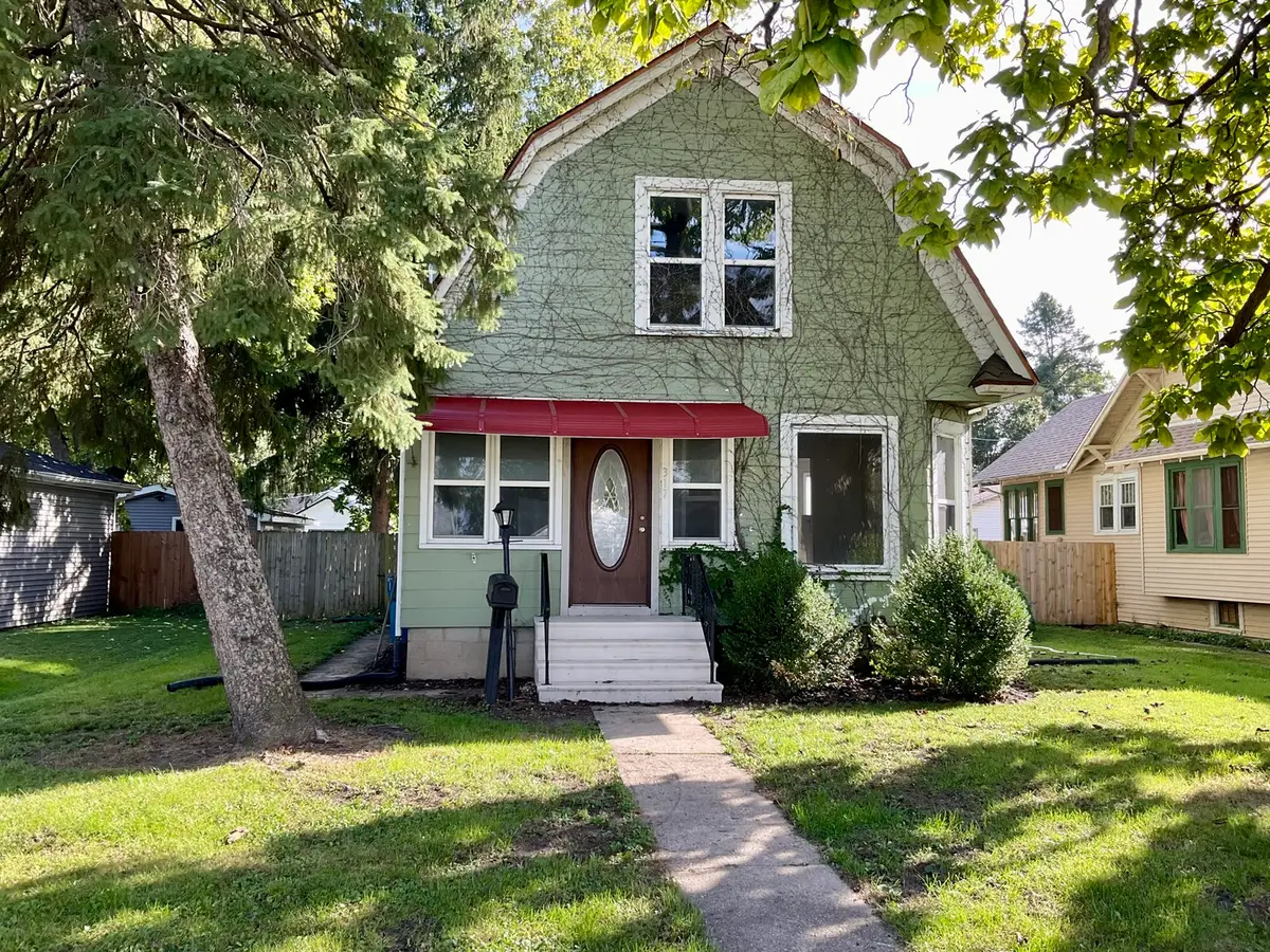317 W Delaware Street, Dwight, IL 60420 - #1
