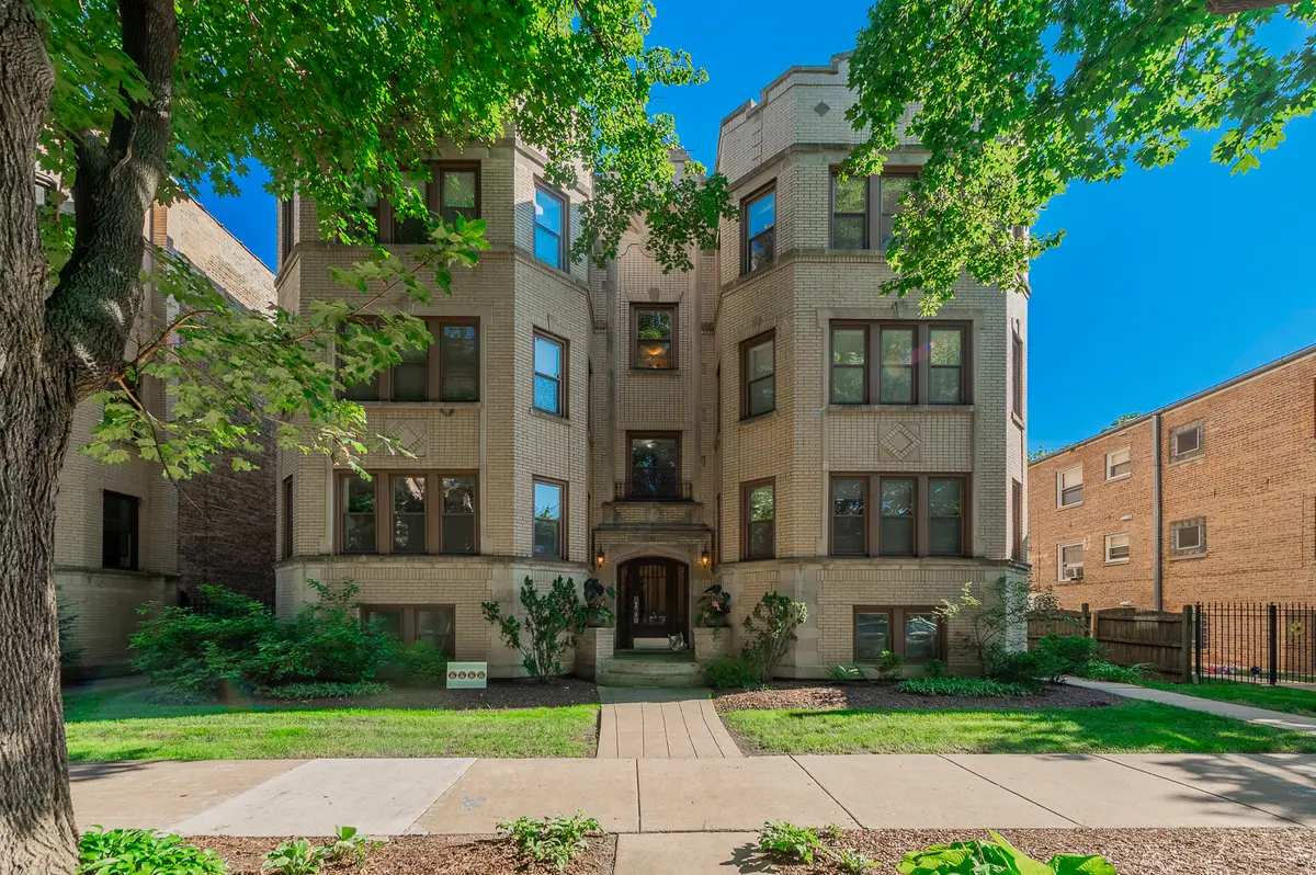 2651 W Greenleaf Avenue #3W, Chicago, IL 60645 - #1