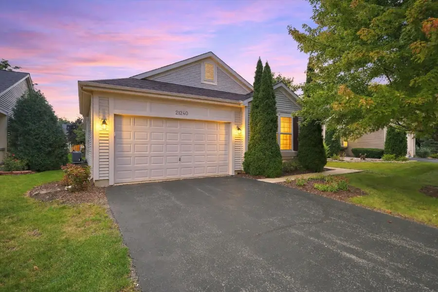 21240 Windsor Lake Lane, Crest Hill, IL 60403 - #2