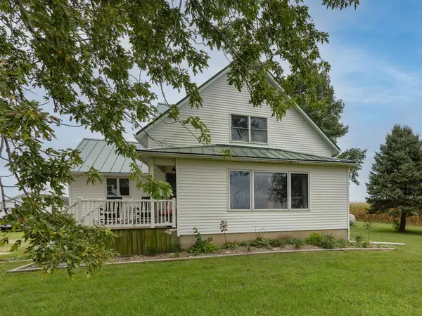 8103 E 1700 Street, Cambridge, IL 61238