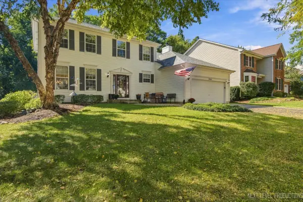 3601 Deville Lane, St. Charles, IL 60175