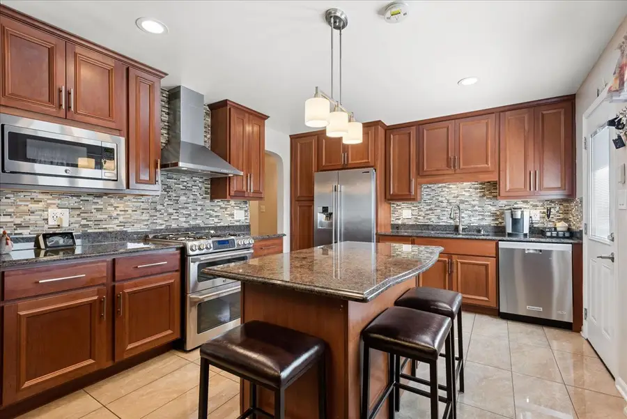 9121 Harlem Avenue, Morton Grove, IL 60053 - #3