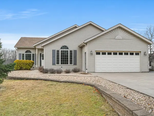9A184 Cottonwood Court, Apple River, IL 61001
