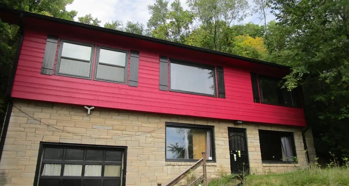 1518 W 10th Street, Davenport, IA 52804 - #1