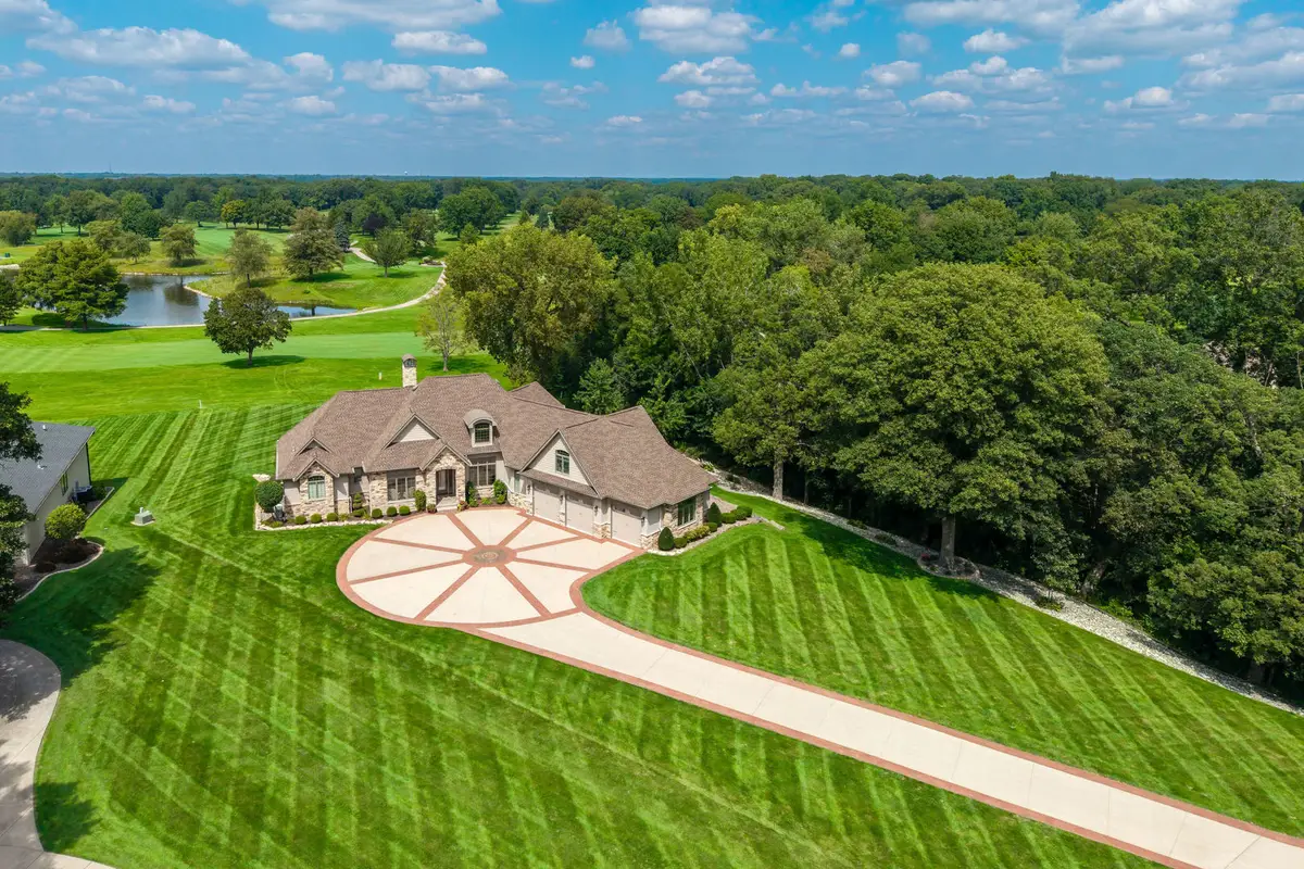 10 Bay Hill Drive, Coal Valley, IL 61240 - #1