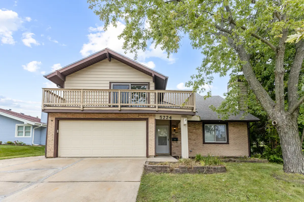 5224 Arlington Circle, Hanover Park, IL 60133 - #1