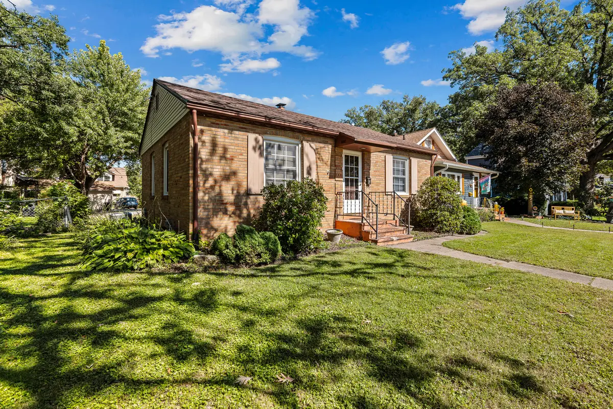 2523 23rd Avenue, Rock Island, IL 61201 - #1