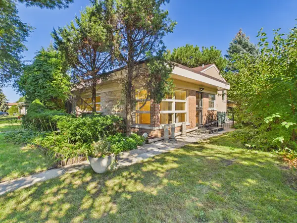 7307 N Karlov Avenue, Lincolnwood, IL 60712