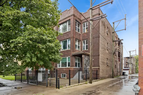 4415 N Rockwell Street #1F, Chicago, IL 60625