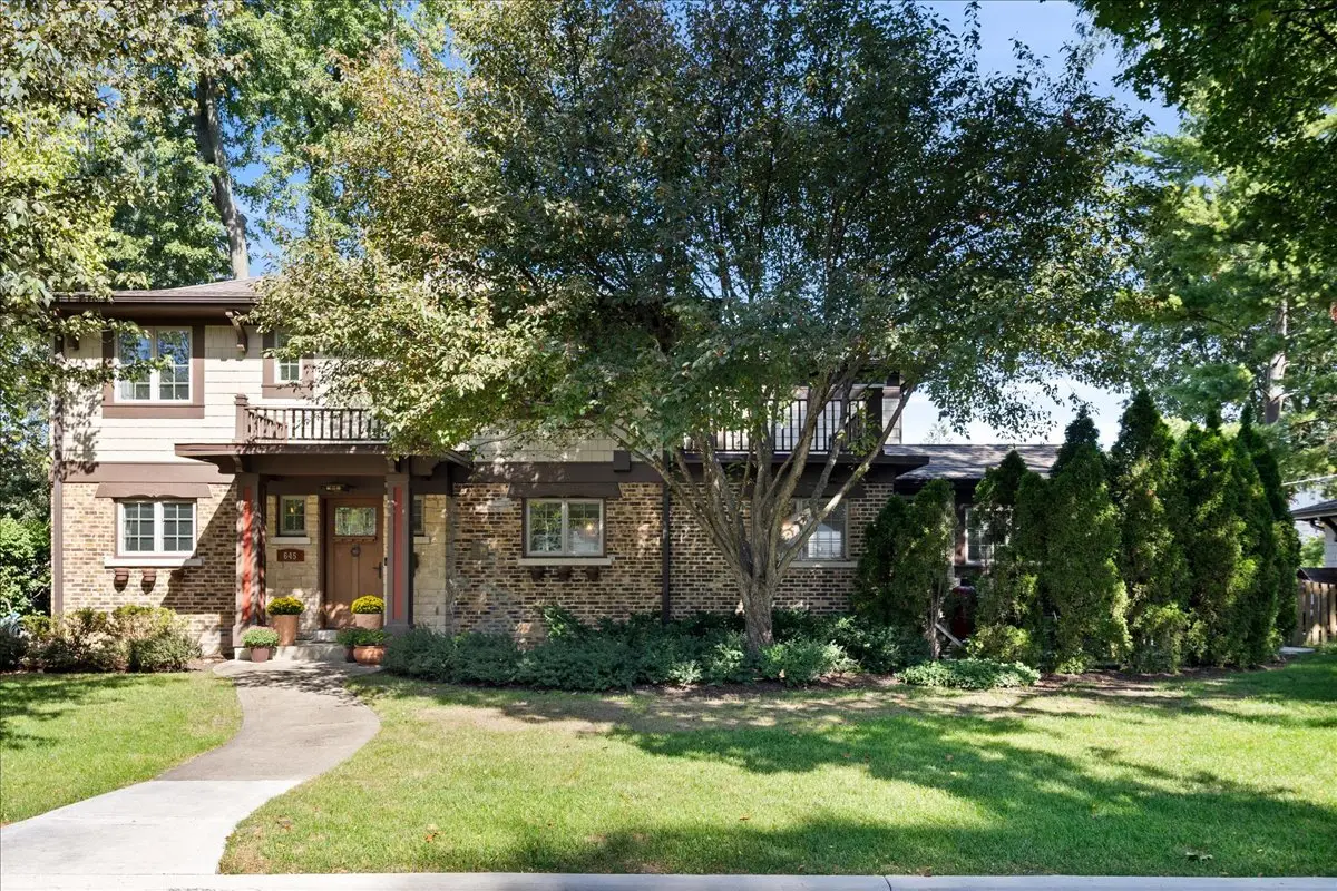 645 S Belmont Avenue, Arlington Heights, IL 60005 - #1