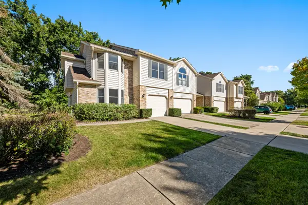 1119 Dickens Avenue, Naperville, IL 60563