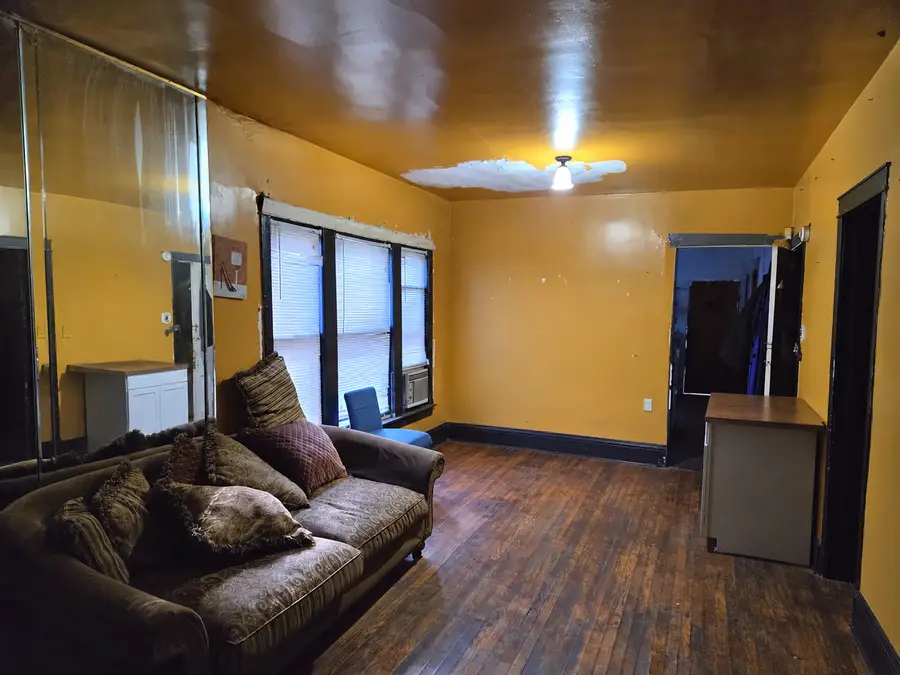 8940 S Parnell Avenue, Chicago, IL 60620 - #2