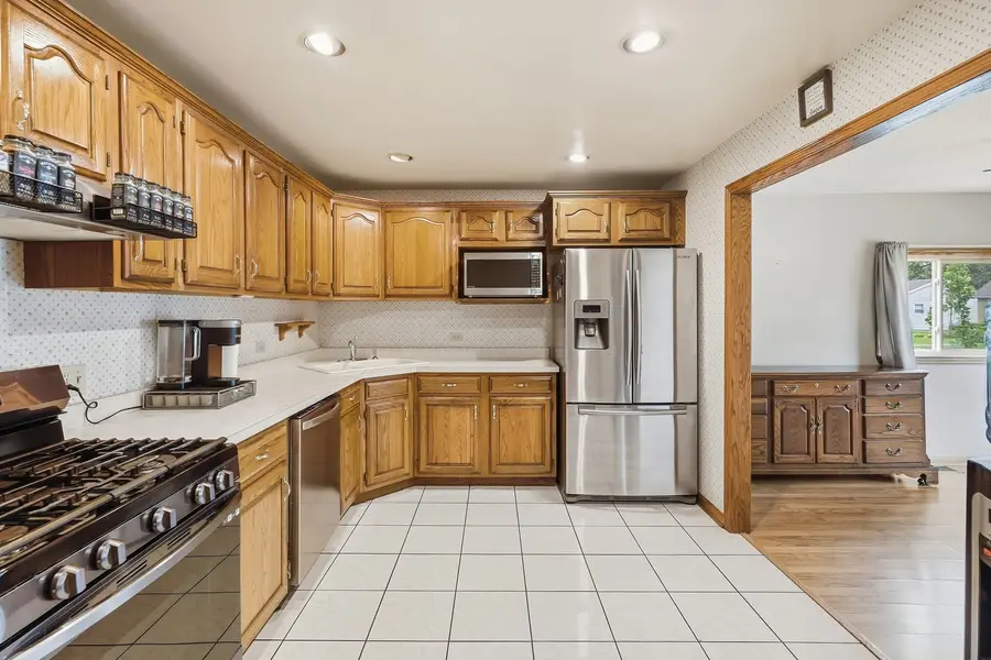 341 W Wood Avenue, Peotone, IL 60468 - #2