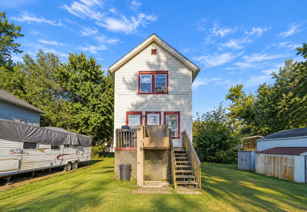 217 12th Street, East Moline, IL 61244 - #1