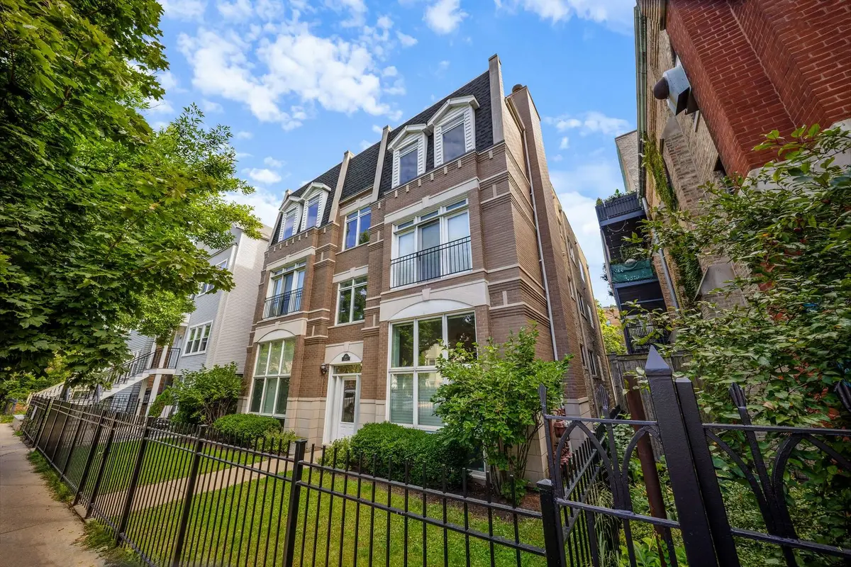 3111 N Seminary Avenue #3N, Chicago, IL 60657 - #1