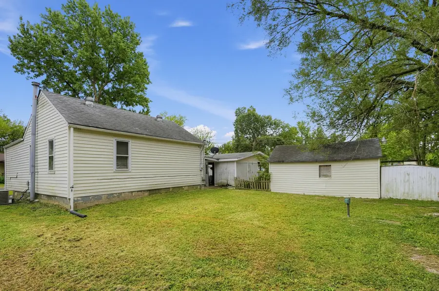 203 Missouri Avenue, South Roxana, IL 62087 - #3