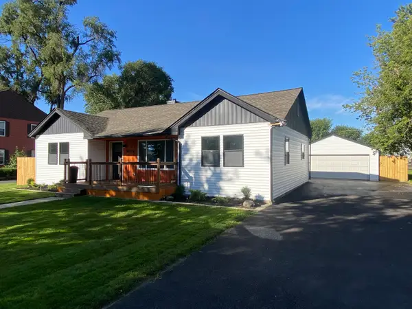 9606 S Natoma Avenue, Oak Lawn, IL 60453