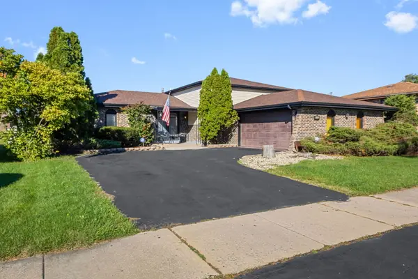 416 S Harper Avenue, Glenwood, IL 60425