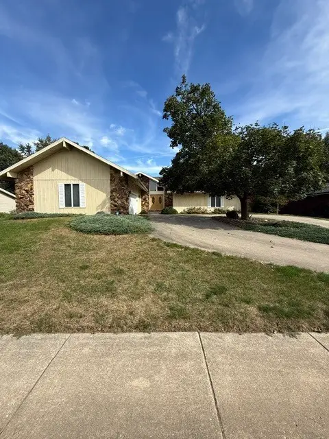 312 S Hershey Road, Bloomington, IL 61704 - #3