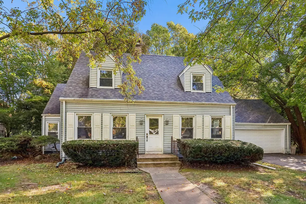 210 Pembroke Avenue, Joliet, IL 60433 - #1