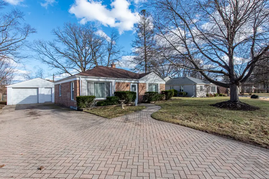 400 7th Avenue, Libertyville, IL 60048 - #3