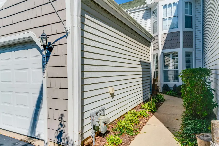288 Oak Bluff Court, Wauconda, IL 60084 - #2
