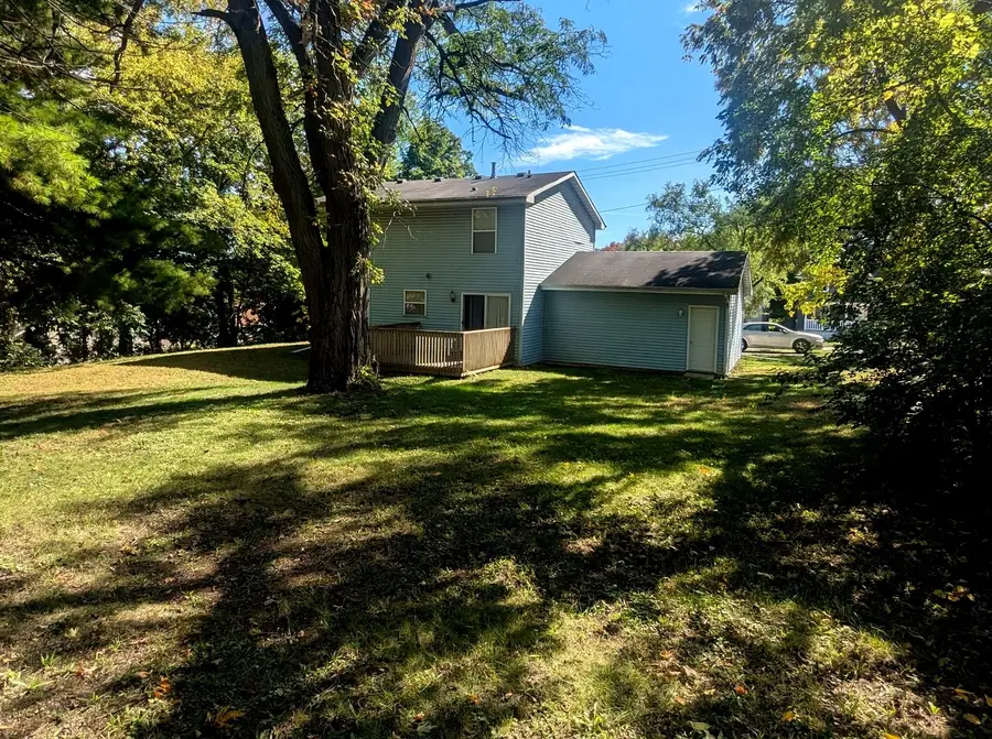 1053 School Street, Rockford, IL 61101 - #2